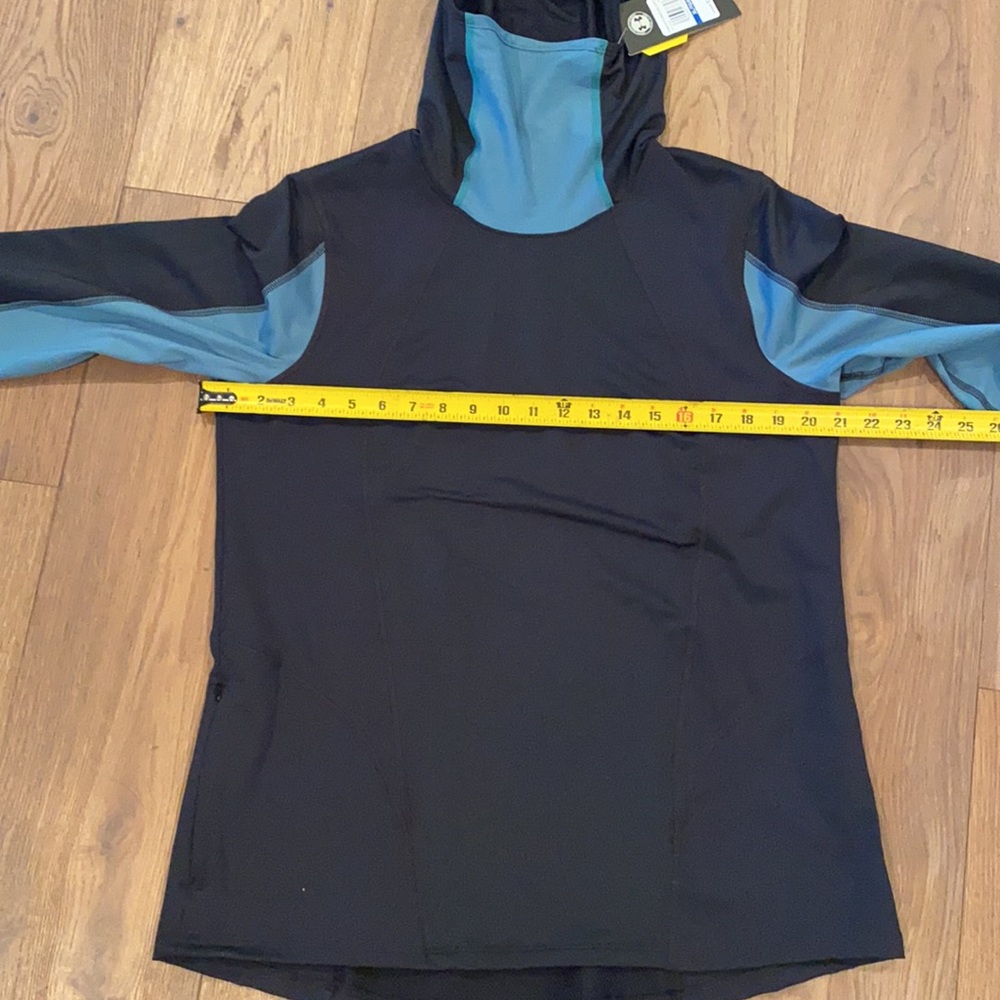 Under Armour hoodie. - Picture 3 of 6